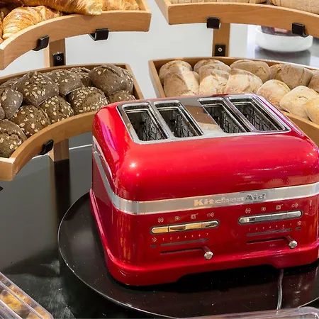 Porto Aeroporto Отель 3*