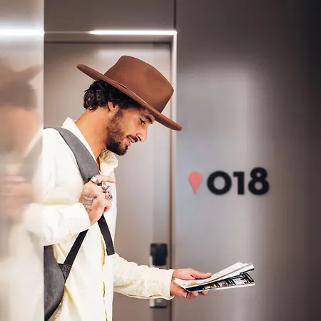 ホテル Porto Aeroporto 3*