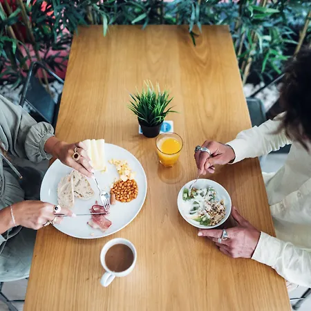 Отель Porto Aeroporto