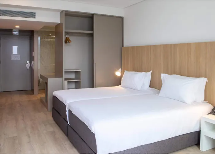 Porto Aeroporto 3* Moreira (Porto)